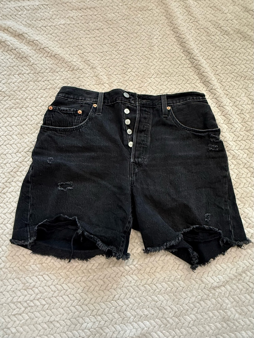 Black Levi’s Distressed High-Waist Women's Denim Shorts button fly